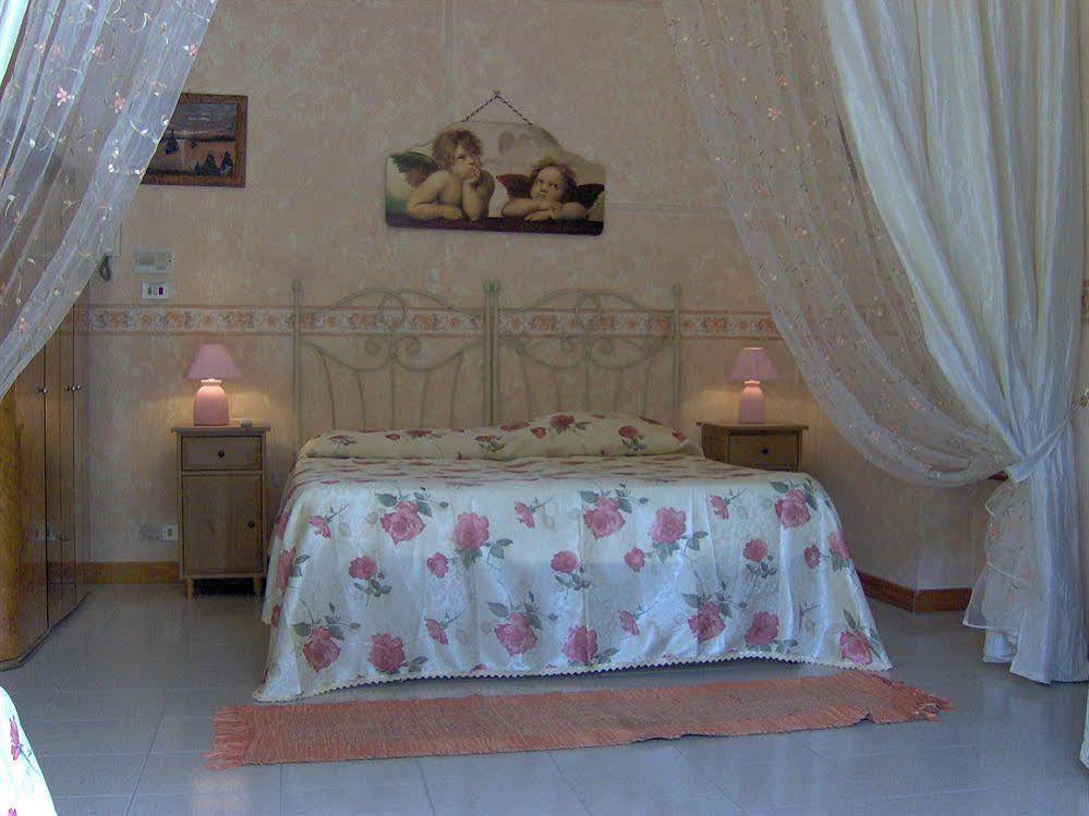 Bed & Breakfast Santa Fara Бари Екстериор снимка
